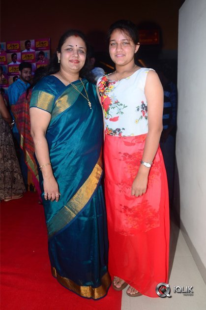 Celebs-at-Nirmala-Convent-Movie-Premiere-Show